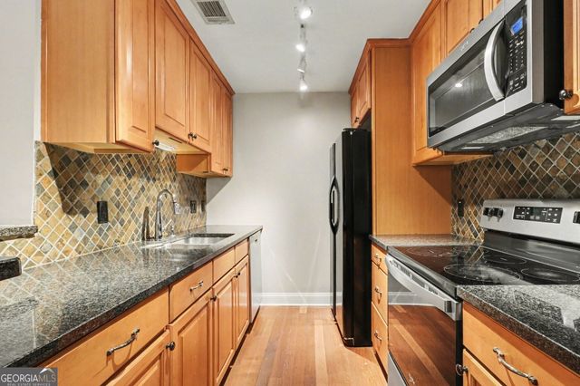 1202 Pine Heights, Atlanta, GA 30324