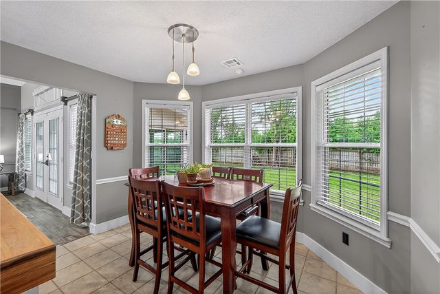 1004 Deerfield Meadow, Siloam Springs, AR 72761