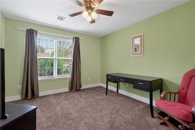 1004 Deerfield Meadow, Siloam Springs, AR 72761