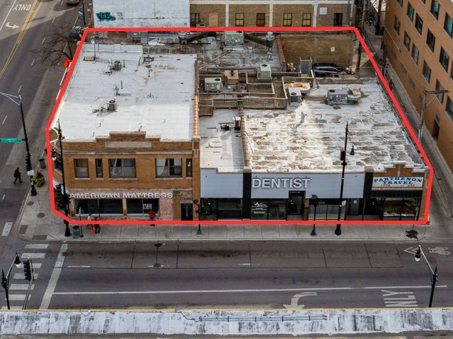 2401 W Lawrence Avenue, Chicago, IL 60625