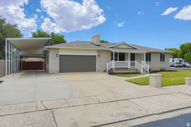 5552 S SOUTH HEW WOOD DR, Taylorsville, UT 84129