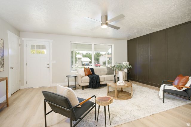 5552 S SOUTH HEW WOOD DR, Taylorsville, UT 84129