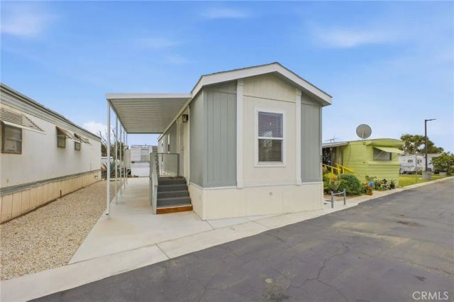 9873 Alder 32, Bloomington, CA 92316