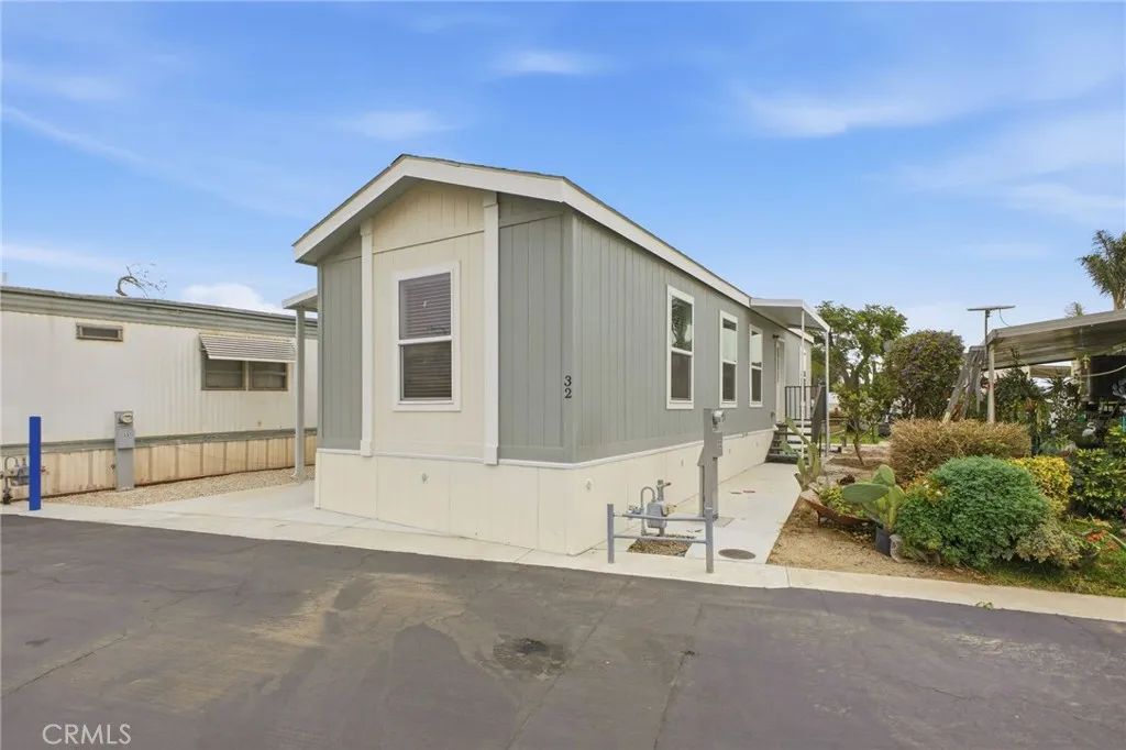 9873 Alder 32, Bloomington, CA 92316