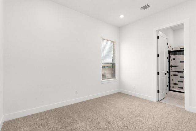 17308 Silverman DR, Pflugerville, TX 78660