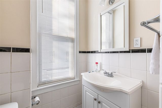 1402 Westminster Street 1R, Providence, RI 02909