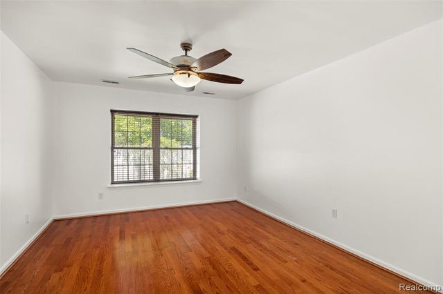 42268 Hanover Drive 4, Van Buren, MI 48111