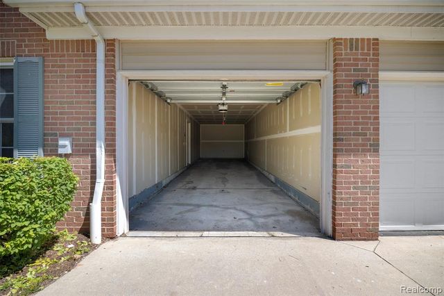 42268 Hanover Drive 4, Van Buren, MI 48111