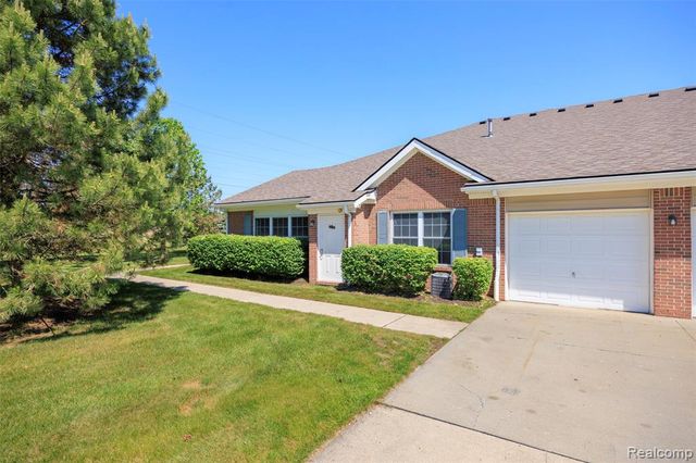42268 Hanover Drive 4, Van Buren, MI 48111