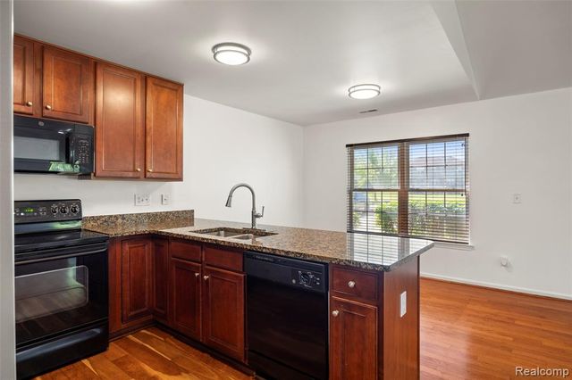 42268 Hanover Drive 4, Van Buren, MI 48111