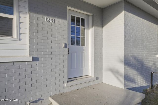 1201 E 11th Street, Panama City, FL 32401