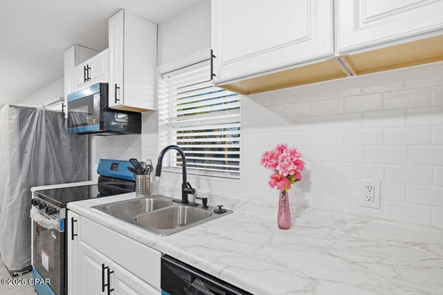 1201 E 11th Street, Panama City, FL 32401