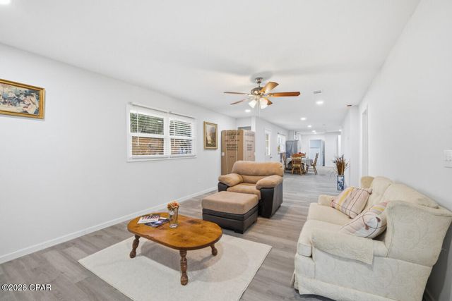 1201 E 11th Street, Panama City, FL 32401