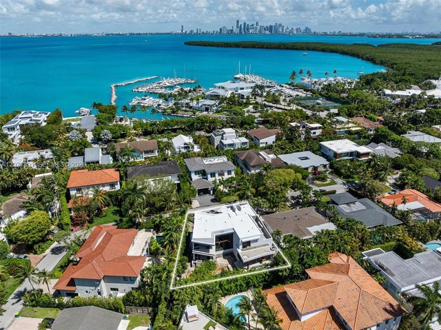 238 Buttonwood Drive, Key Biscayne, FL 33149