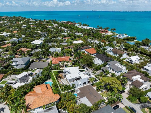 238 Buttonwood Drive, Key Biscayne, FL 33149