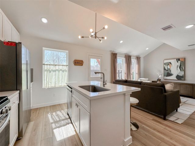 2710 Discovery Trails Court, Conroe, TX 77301