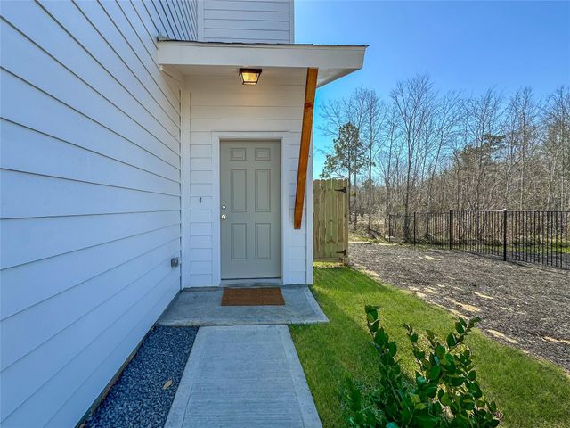 2710 Discovery Trails Court, Conroe, TX 77301