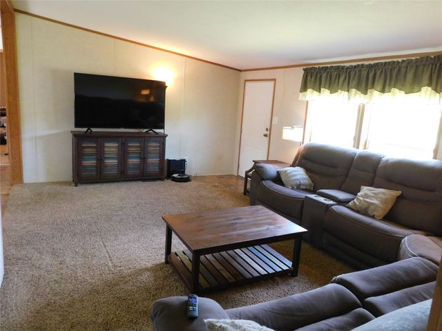 2261 CRANE Road, Edinboro, PA 16412