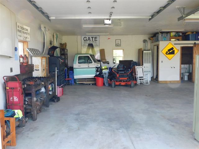 2261 CRANE Road, Edinboro, PA 16412