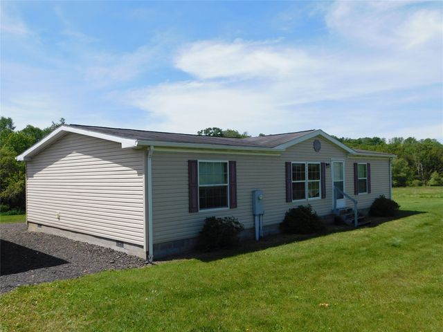 2261 CRANE Road, Edinboro, PA 16412