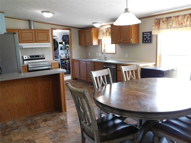 2261 CRANE Road, Edinboro, PA 16412