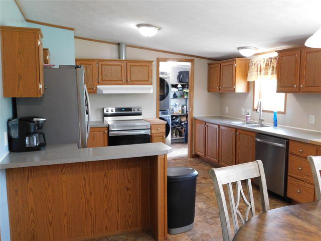 2261 CRANE Road, Edinboro, PA 16412
