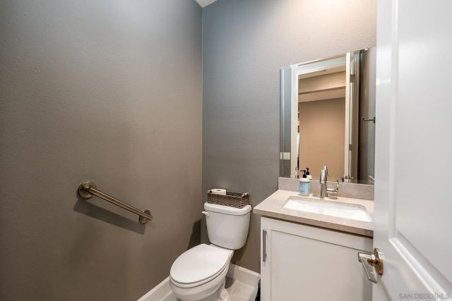 893 Woodhaven Rd, San Marcos, CA 92069
