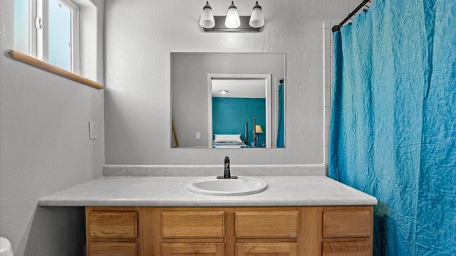 21935 Oatman Road, Eckert, CO 81418