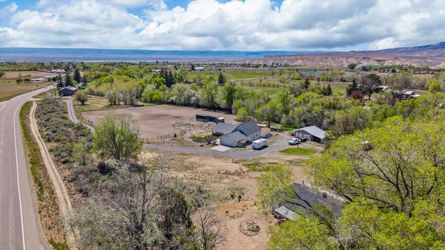 21935 Oatman Road, Eckert, CO 81418