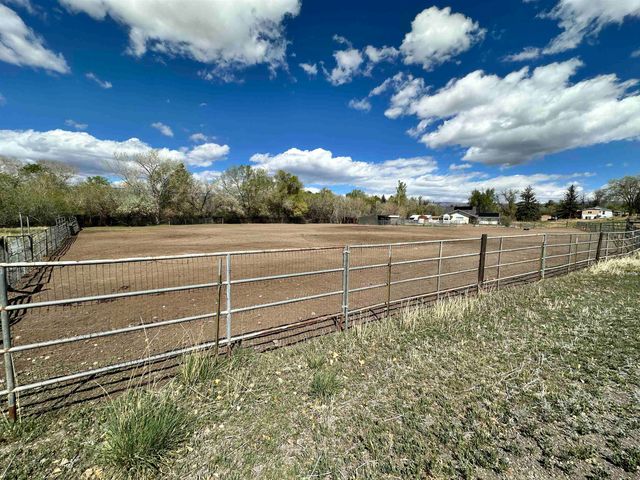 21935 Oatman Road, Eckert, CO 81418