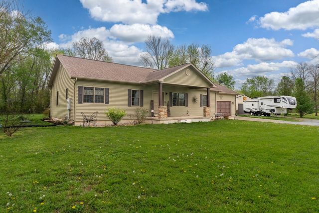 1358 Pershing Road, West Frankfort, IL 62896