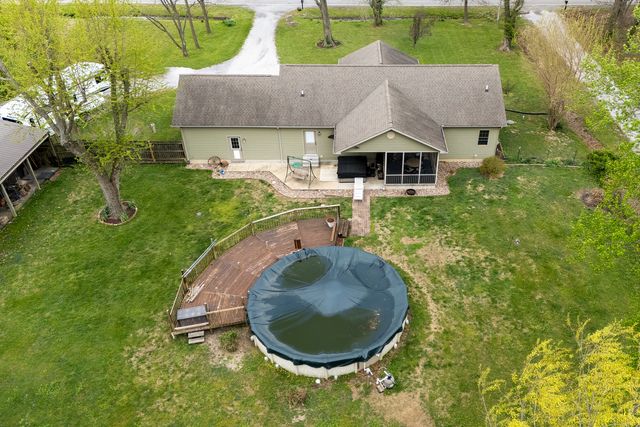 1358 Pershing Road, West Frankfort, IL 62896