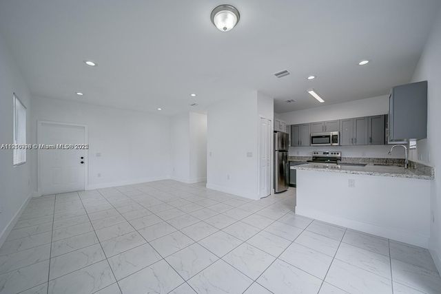 14708 NE 7th Ave 14710, Miami, FL 33161