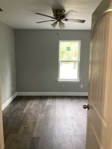 809 S Travis Avenue, Denison, TX 75021