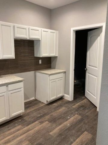 809 S Travis Avenue, Denison, TX 75021