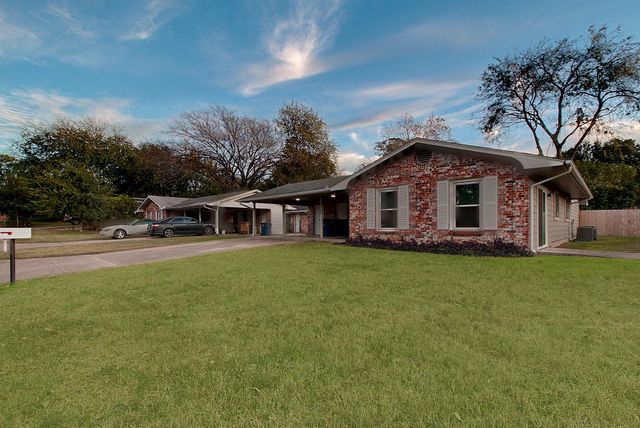 2305 Ventura DR B, Austin, TX 78741
