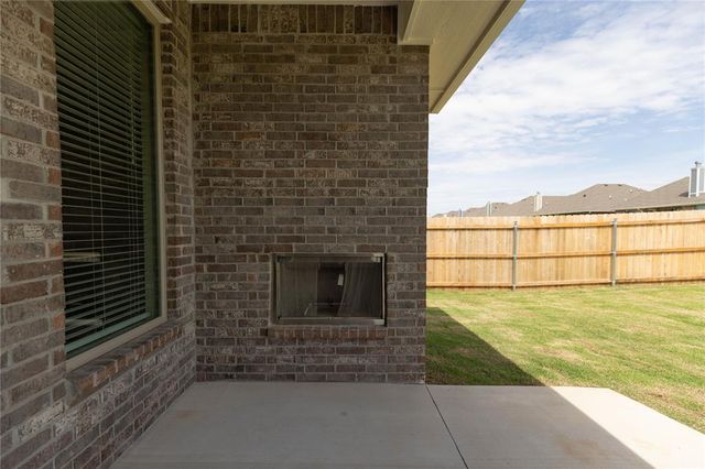 12305 SW 32nd Street, Yukon, OK 73099
