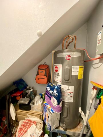 1604 Avenue L, Galveston, TX 77550