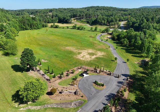 1008 Ridge Drive, Morganton, GA 30560