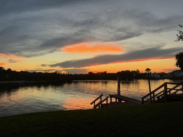 386 Golfview Road F, North Palm Beach, FL 33408