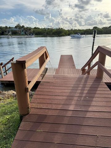 386 Golfview Road F, North Palm Beach, FL 33408