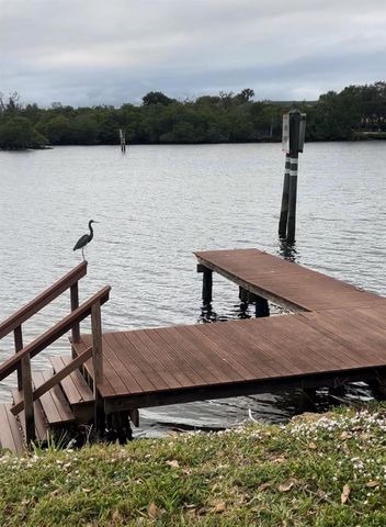 386 Golfview Road F, North Palm Beach, FL 33408