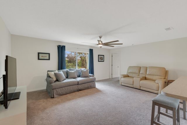 450 Kendall Avenue, Sebastian, FL 32958