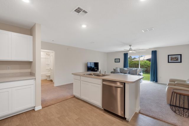 450 Kendall Avenue, Sebastian, FL 32958