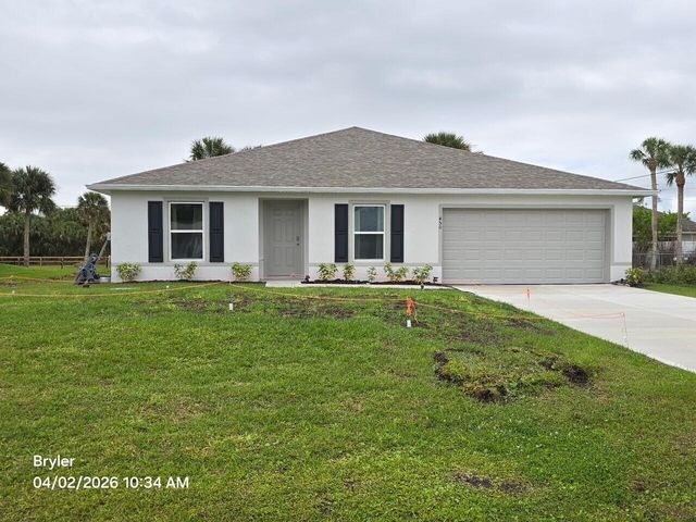 450 Kendall Avenue, Sebastian, FL 32958