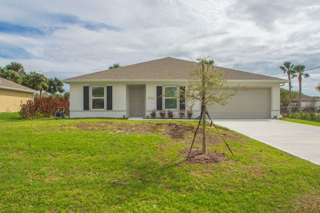 450 Kendall Avenue, Sebastian, FL 32958