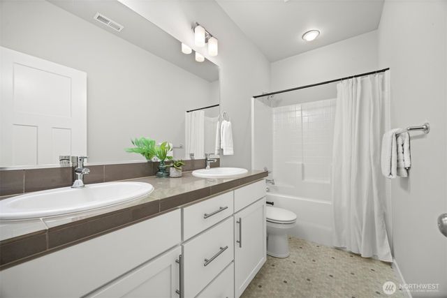 1016 Adams Court, Mount Vernon, WA 98274