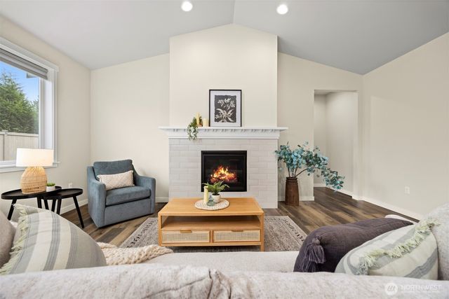 1016 Adams Court, Mount Vernon, WA 98274