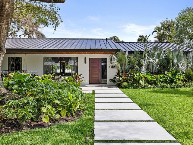 7945 SW 141st Ter, Palmetto Bay, FL 33158