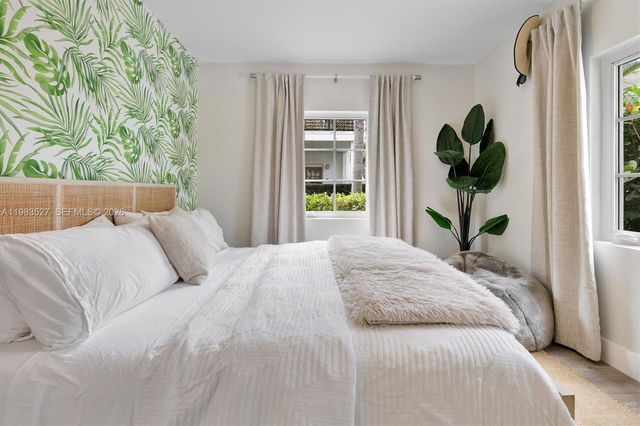 1024 Lenox Ave 1, Miami Beach, FL 33139